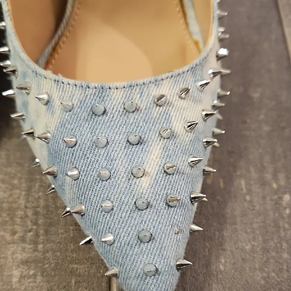 Steve Madden Vala Denim Studded/Spiked Heels - Picture 7 of 8